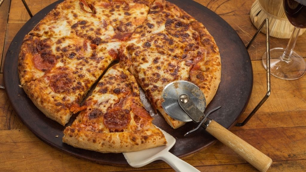 How to Remove Pizza Stuck to Stone
